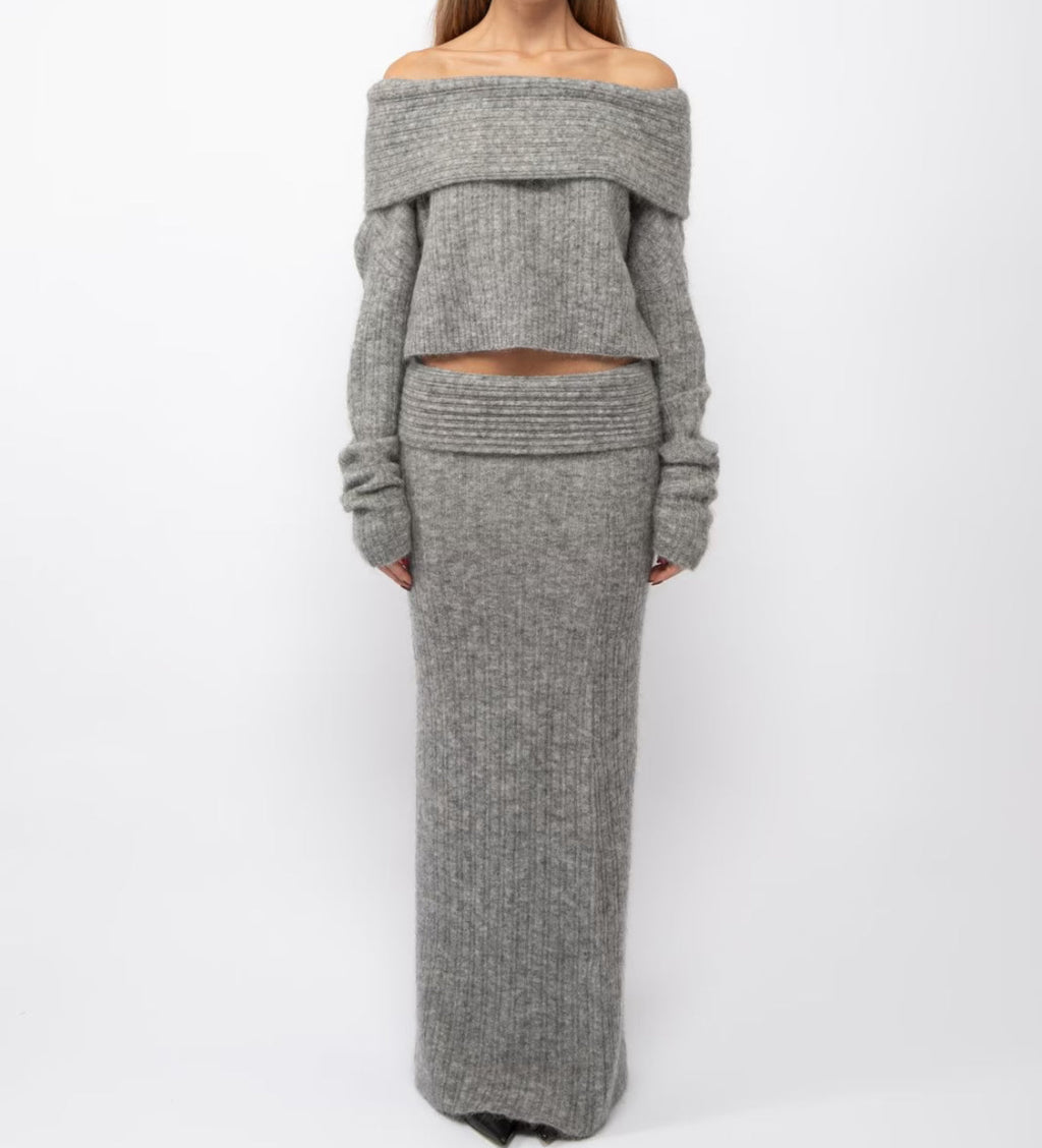 סט סריג שני חלקים חולצת כתפיים חשופות וחצאית מקסי - אילונה