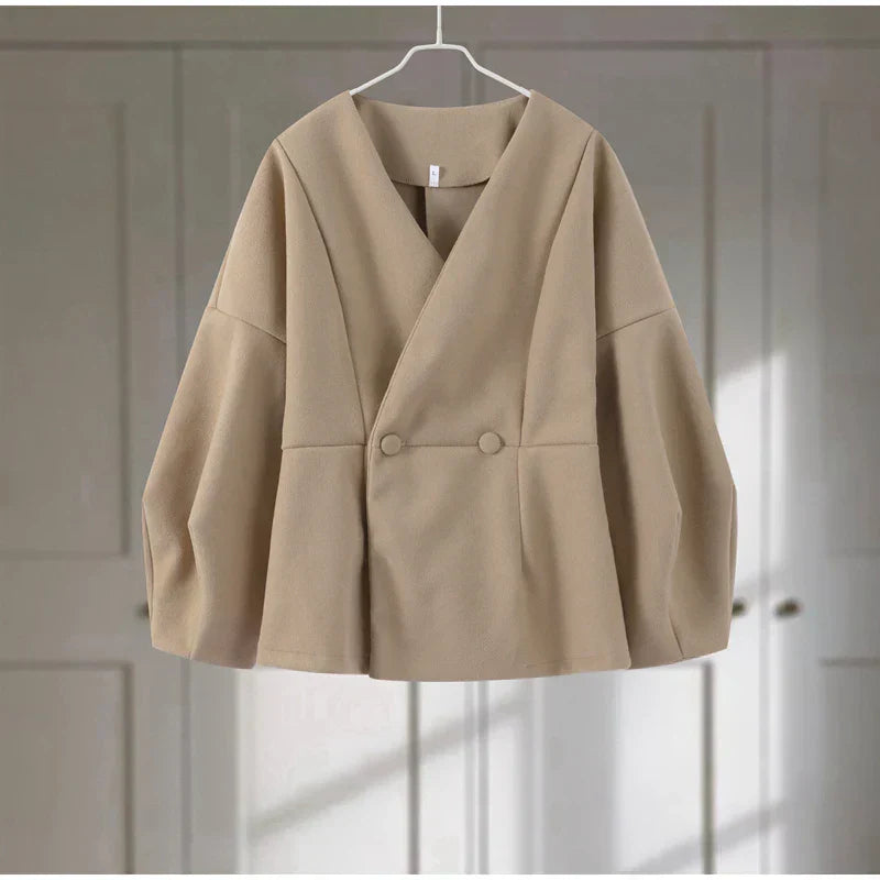 סט שני חלקים צמרי בעיצוב מלכותי חצאית מידי ובלייזר - Reina