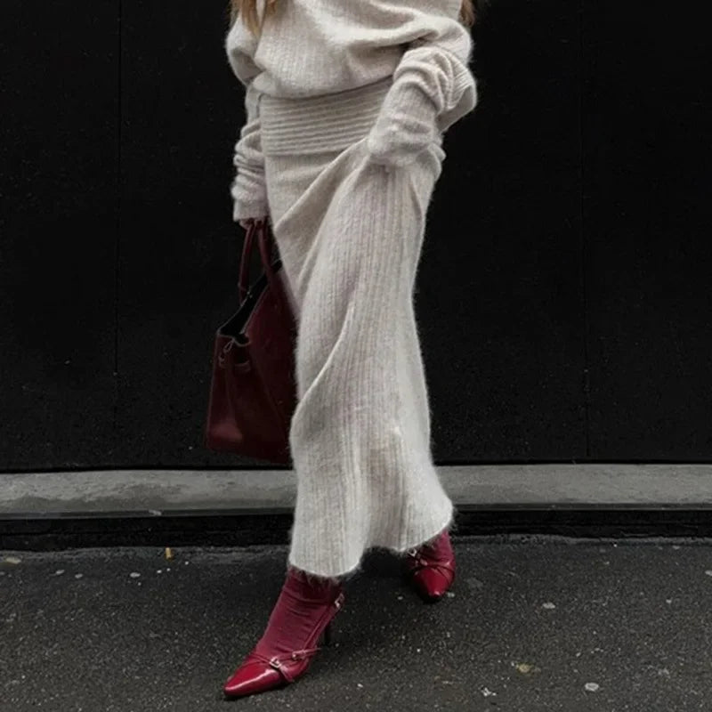 סט סריג שני חלקים חולצת כתפיים חשופות וחצאית מקסי - אילונה