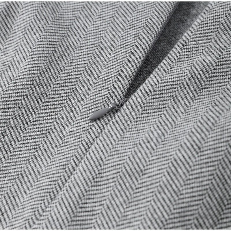 סט שני חלקים צמרי בעיצוב מלכותי חצאית מידי ובלייזר - Reina